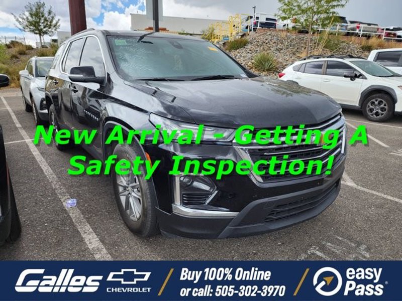 Certified 2023 Chevrolet Traverse LT image 1