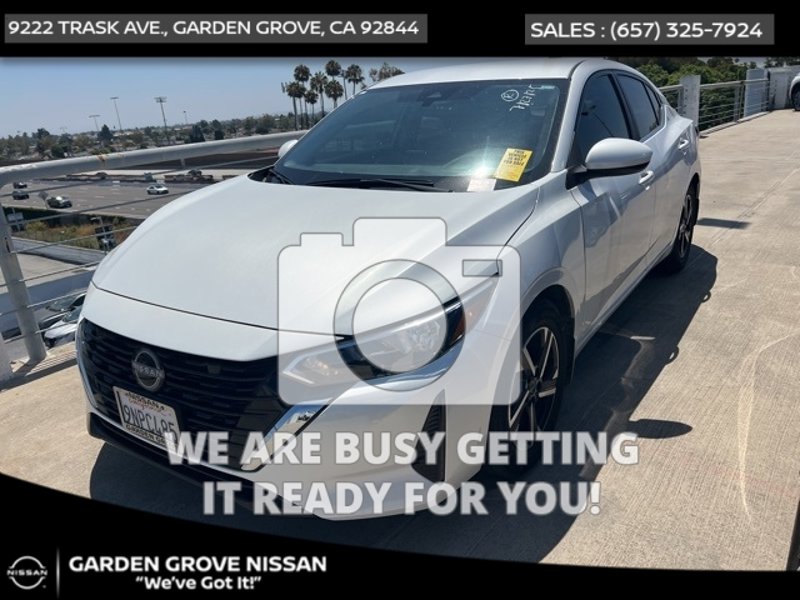 Certified 2024 Nissan Sentra SV image 1