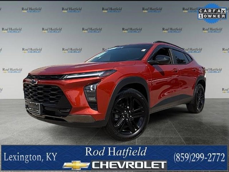 Certified 2024 Chevrolet Trax ACTIV w/ Driver Confidence Package image 1