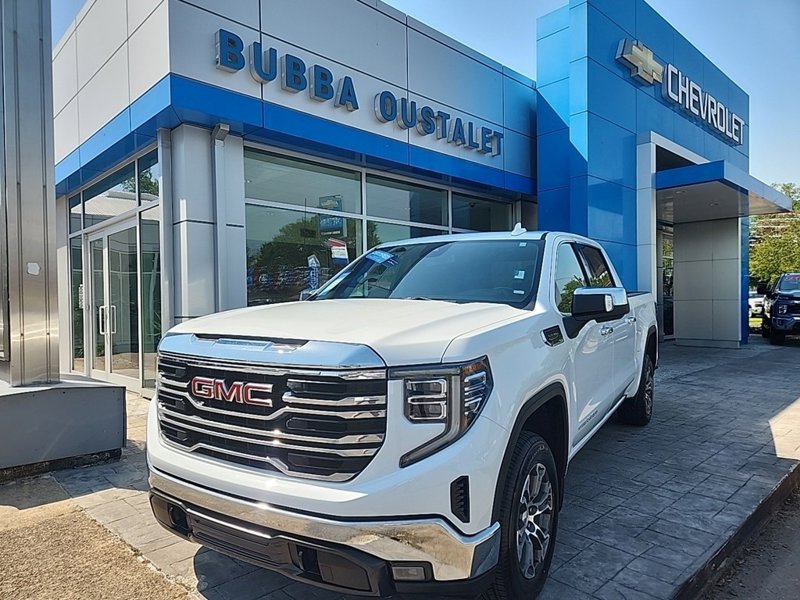 Certified 2024 GMC Sierra 1500 SLT image 1