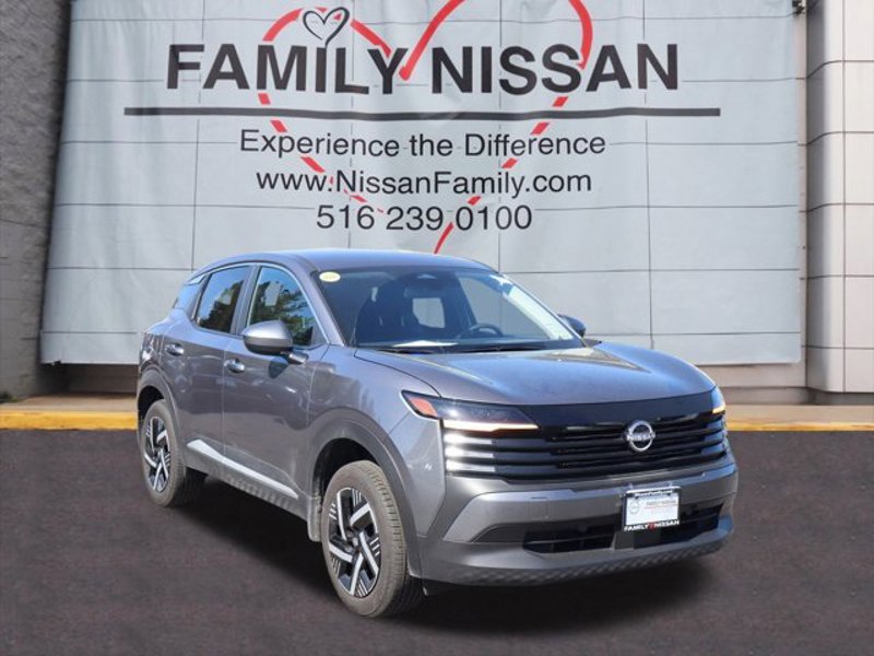 Certified 2025 Nissan Kicks SV w/ Illumination Package image 1