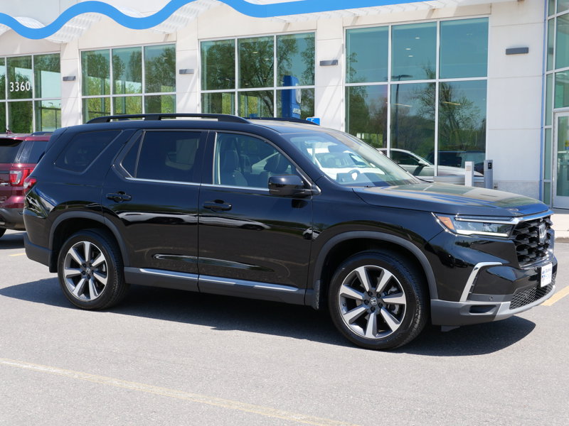 Certified 2025 Honda Pilot Elite image 1