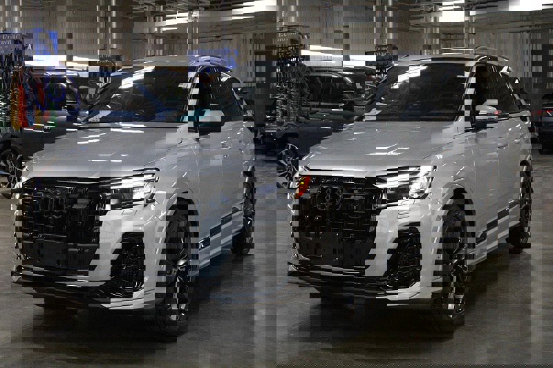 Certified 2025 Audi Q7 3.0T Premium Plus w/ Premium Plus Package image 1