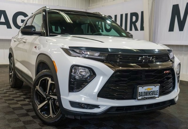 Certified 2022 Chevrolet TrailBlazer RS w/ Sun and Liftgate Package image 1