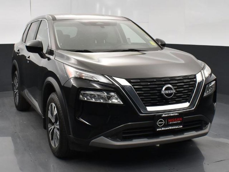 Certified 2023 Nissan Rogue SV image 1
