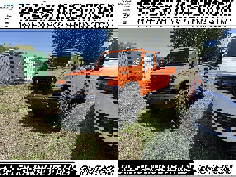 New 2025 Jeep Gladiator Sport image 1