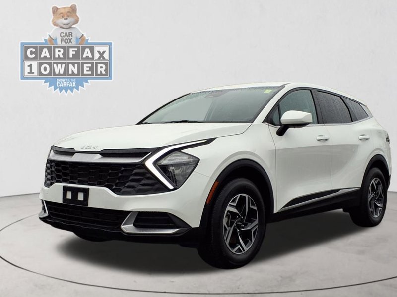 Certified 2023 Kia Sportage LX image 1