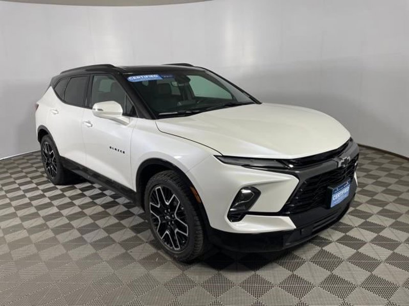 Certified 2023 Chevrolet Blazer RS w/ Driver Confidence II Package image 1
