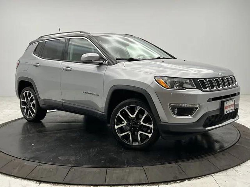 Certified 2018 Jeep Compass Limited w/ Navigation Group image 1
