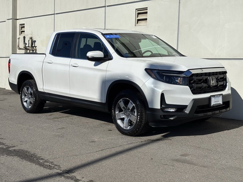 Certified 2025 Honda Ridgeline RTL image 1
