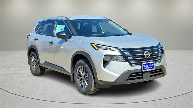 Certified 2025 Nissan Rogue S image 1