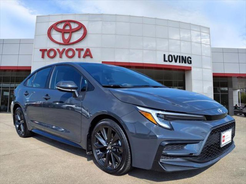 Certified 2024 Toyota Corolla SE image 1