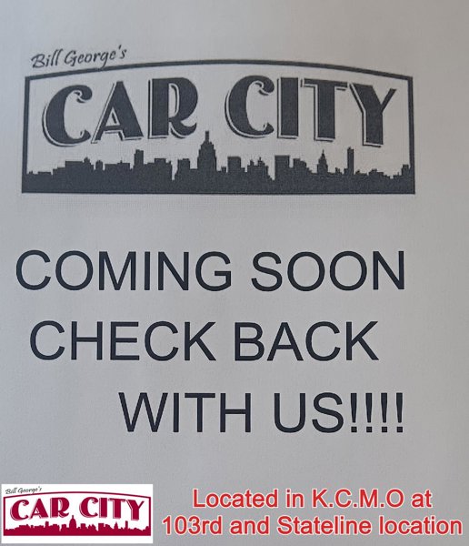Used 2019 Toyota Camry LE image 1