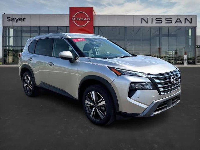 Certified 2024 Nissan Rogue SL image 1