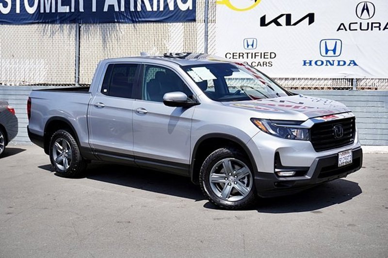 Certified 2023 Honda Ridgeline RTL image 1