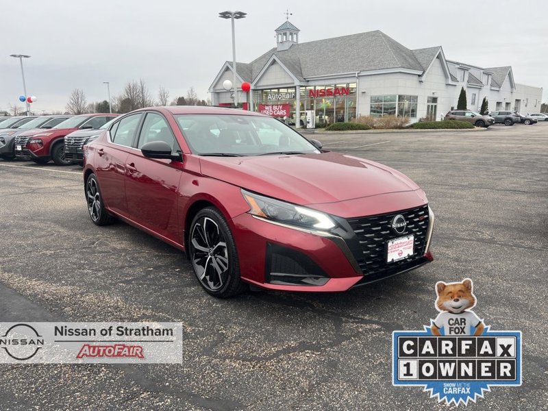 Certified 2023 Nissan Altima 2.5 SR w/ SR Premium Package image 1