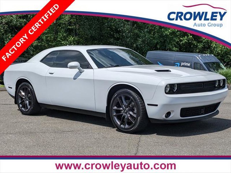 Certified 2021 Dodge Challenger SXT w/ Plus Package image 1