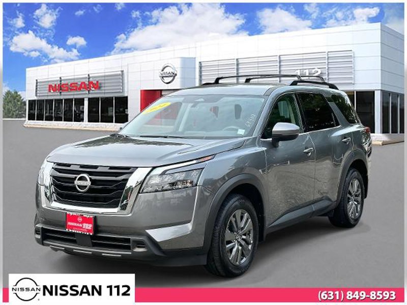 Certified 2024 Nissan Pathfinder SV image 1