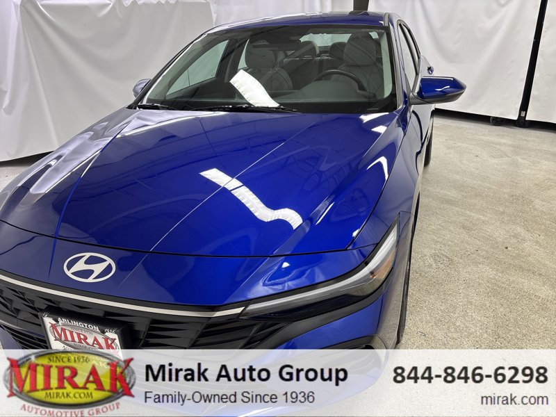 Certified 2024 Hyundai Elantra Limited image 1