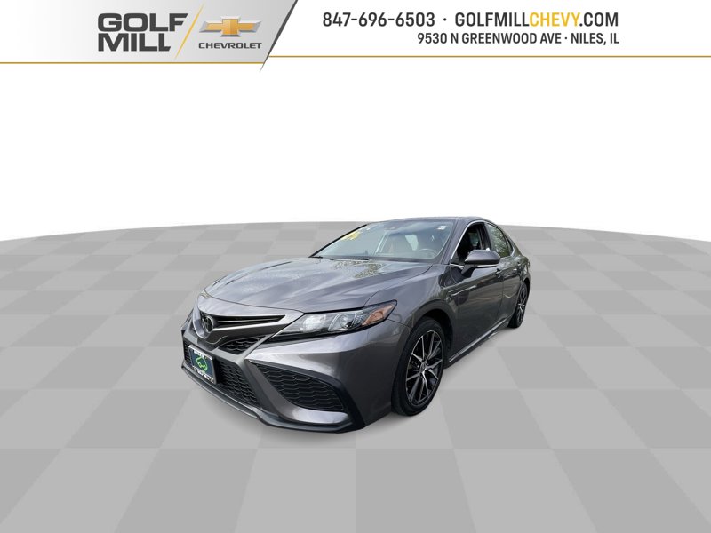 Used 2023 Toyota Camry SE image 1