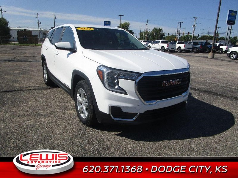 Certified 2024 GMC Terrain SLE image 1