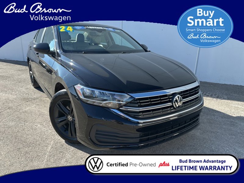 Certified 2024 Volkswagen Jetta SE w/ Panoramic Sunroof Package image 1
