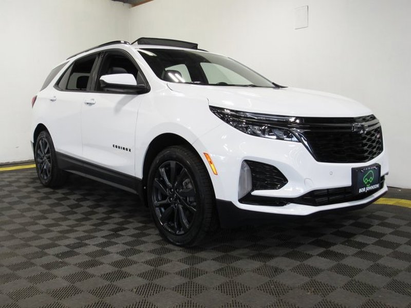 Certified 2023 Chevrolet Equinox RS image 1