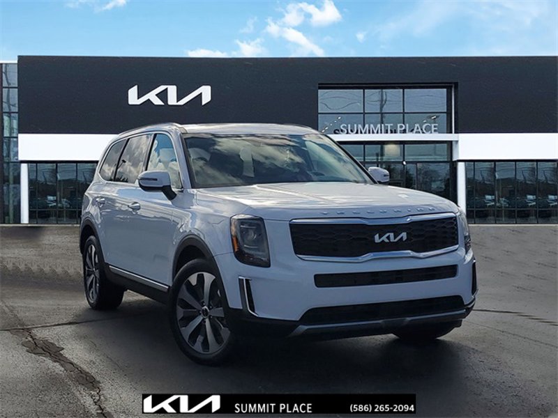 Certified 2022 Kia Telluride S image 1