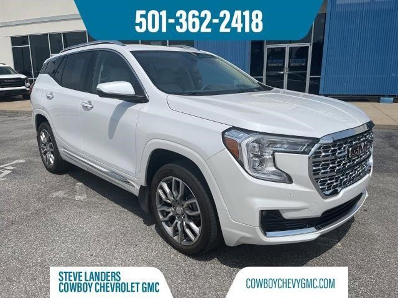 Certified 2023 GMC Terrain Denali w/ LPO, Floor Liner Package image 1