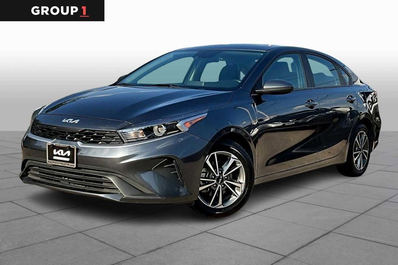 Certified 2023 Kia Forte LXS image 1