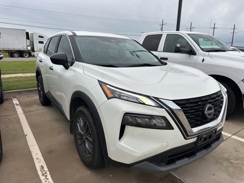 Certified 2023 Nissan Rogue S image 1