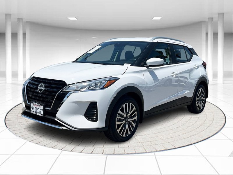 Certified 2024 Nissan Kicks SV image 1