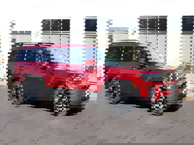 Certified 2025 Hyundai Santa Fe SEL image 1