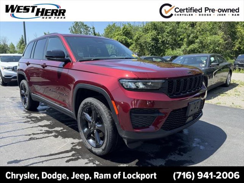 Certified 2024 Jeep Grand Cherokee Altitude image 1