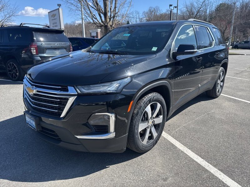 Certified 2022 Chevrolet Traverse LT w/ LT Premium Package image 1
