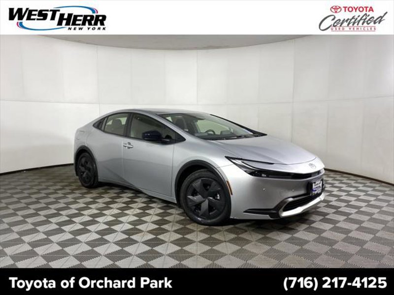 Certified 2023 Toyota Prius Prime SE image 1
