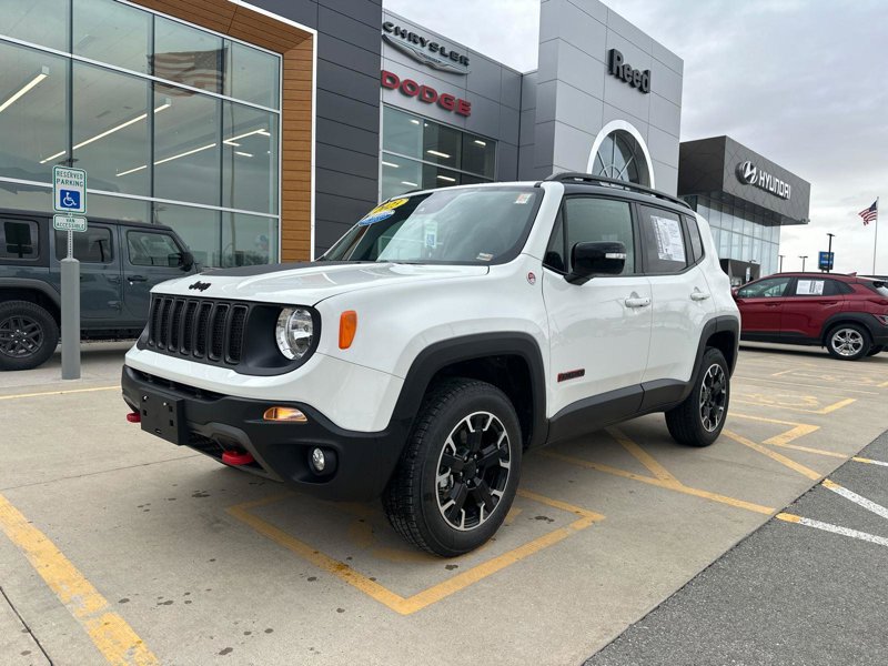 Certified 2023 Jeep Renegade Trailhawk image 1