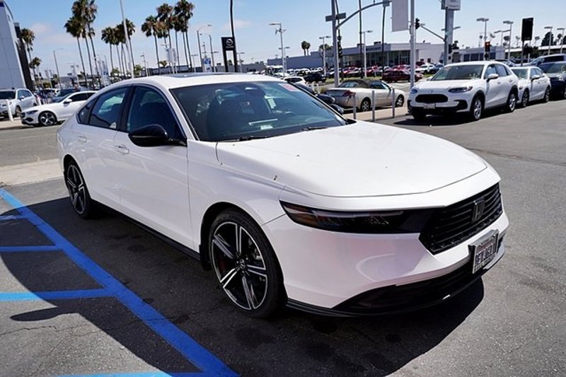 Certified 2023 Honda Accord Sport image 1