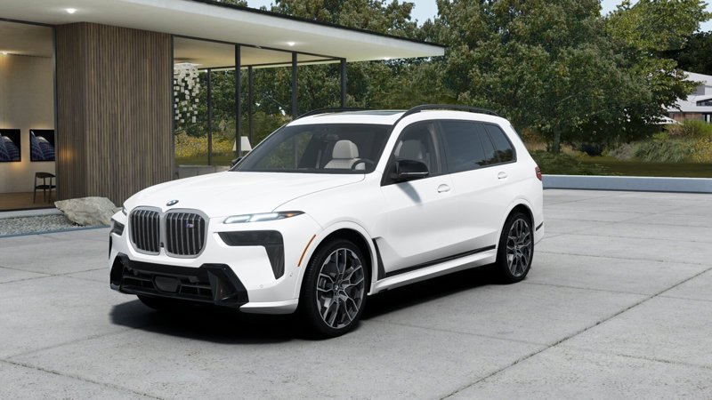 New 2026 BMW X7 M60i image 1
