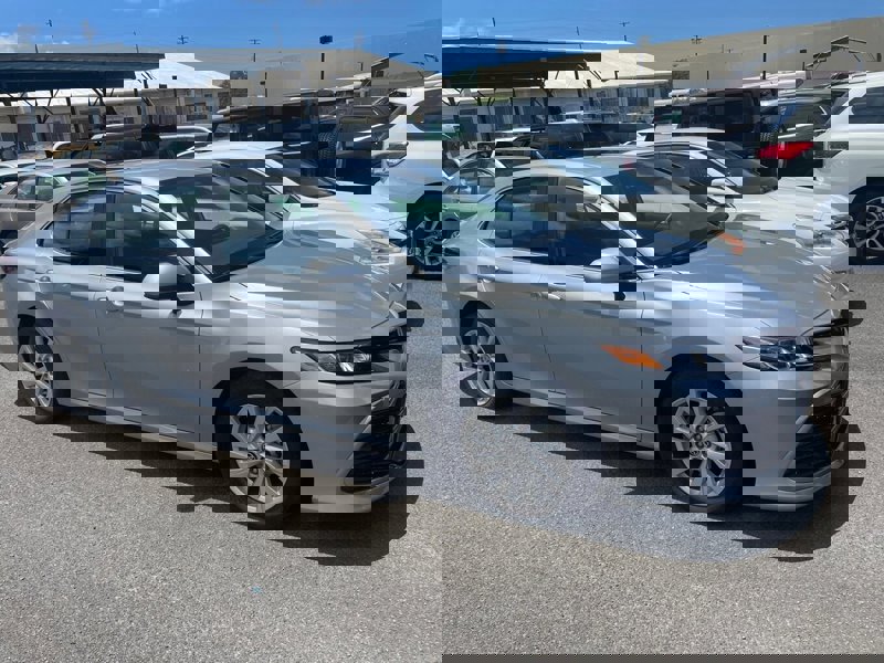 Used 2024 Toyota Camry LE image 1
