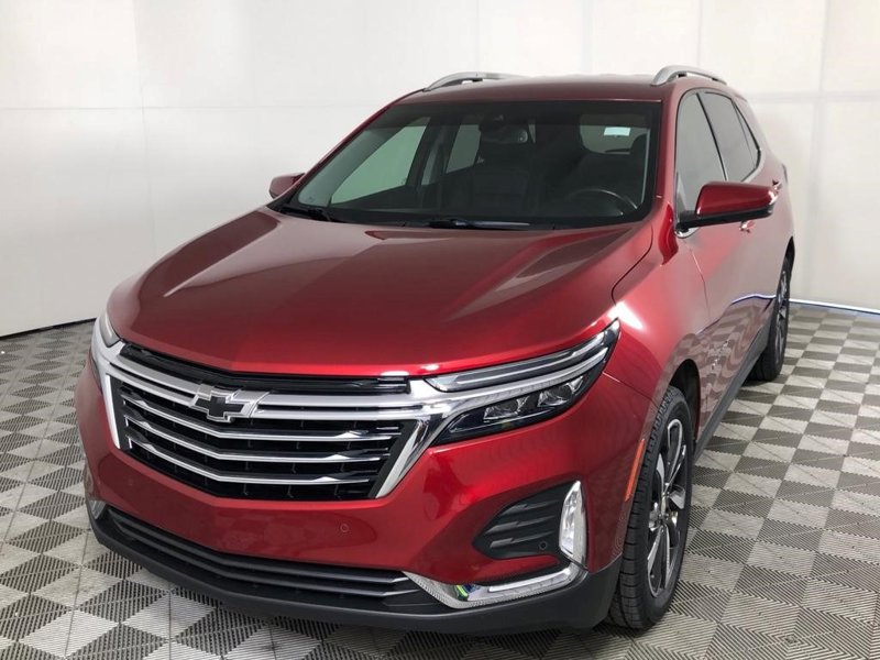 Certified 2022 Chevrolet Equinox Premier w/ LPO, Floor Liner Package image 1