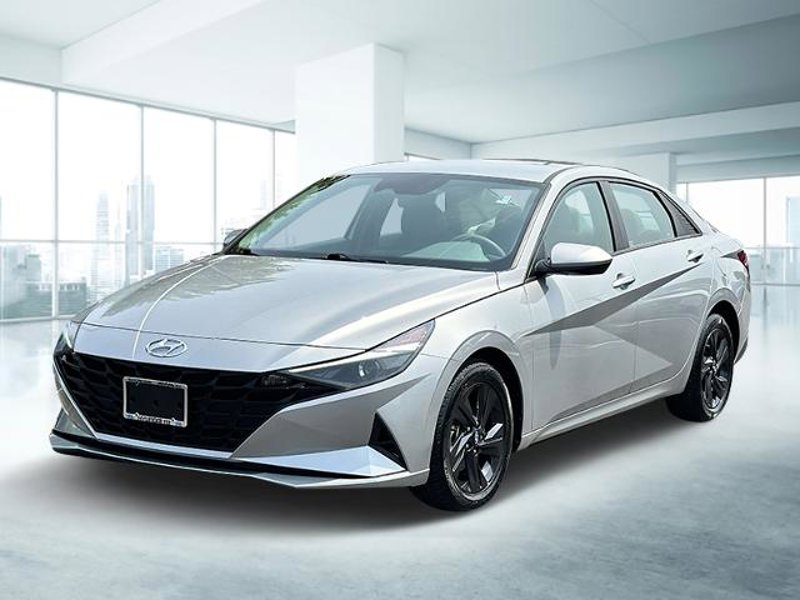 Certified 2022 Hyundai Elantra SEL image 1