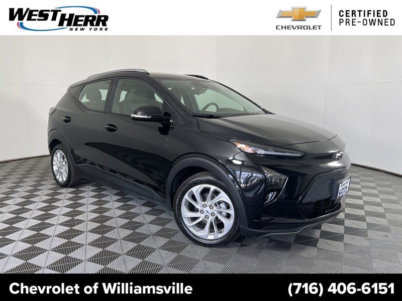 Certified 2023 Chevrolet Bolt EUV LT w/ Comfort Package image 1