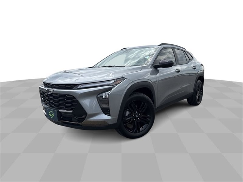 Certified 2024 Chevrolet Trax ACTIV w/ Driver Confidence Package image 1