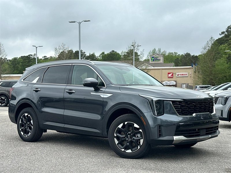 Certified 2024 Kia Sorento S image 1