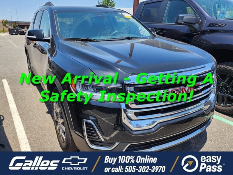 Certified 2023 GMC Acadia SLE w/ Driver Convenience Package image 1