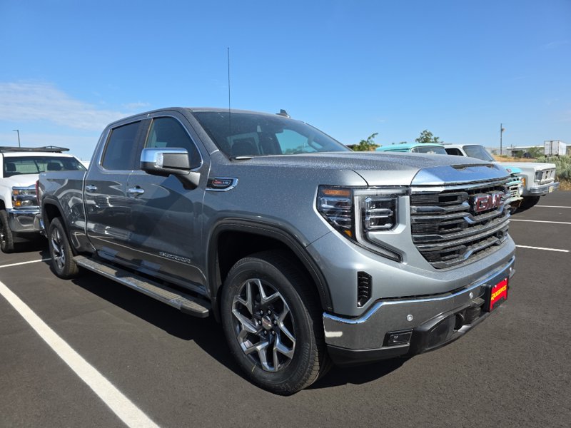 New 2025 GMC Sierra 1500 SLT w/ SLT Premium Plus Package image 1