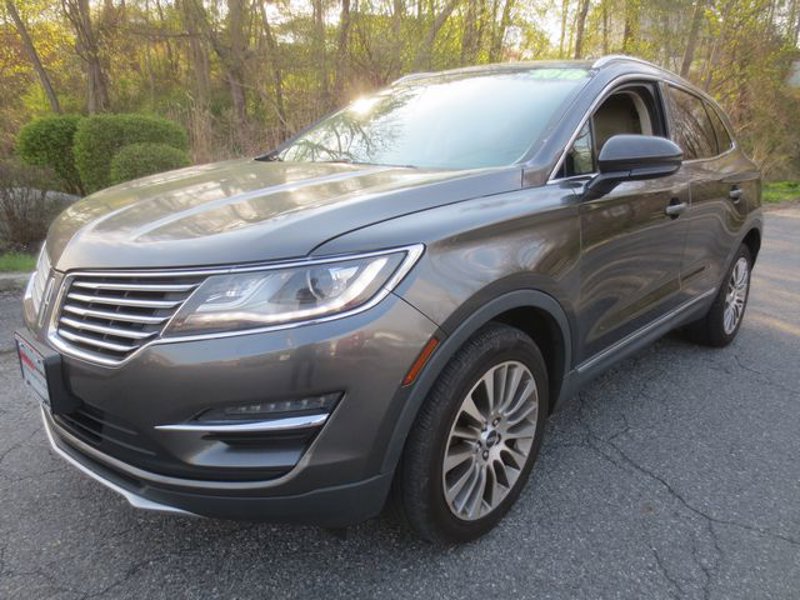 Used 2018 Lincoln MKC Reserve w/ Lincoln MKC Climate Package image 1