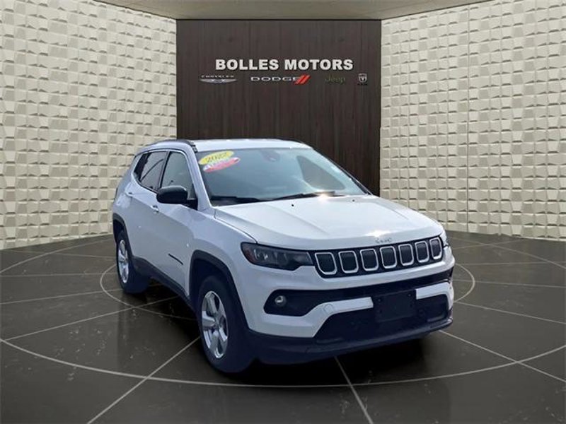 Certified 2022 Jeep Compass Latitude w/ Convenience Group image 1