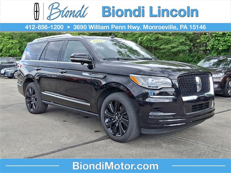 Certified 2023 Lincoln Navigator Reserve image 1
